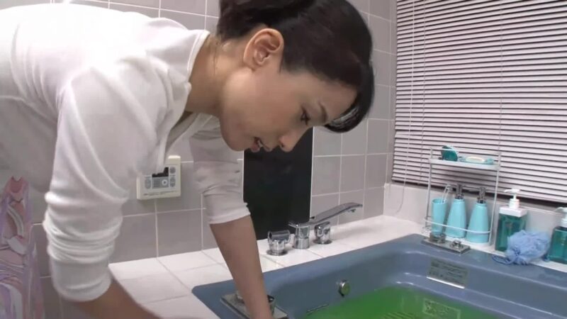 Phim loạn luân: “Con ơi dừng lại đi…”